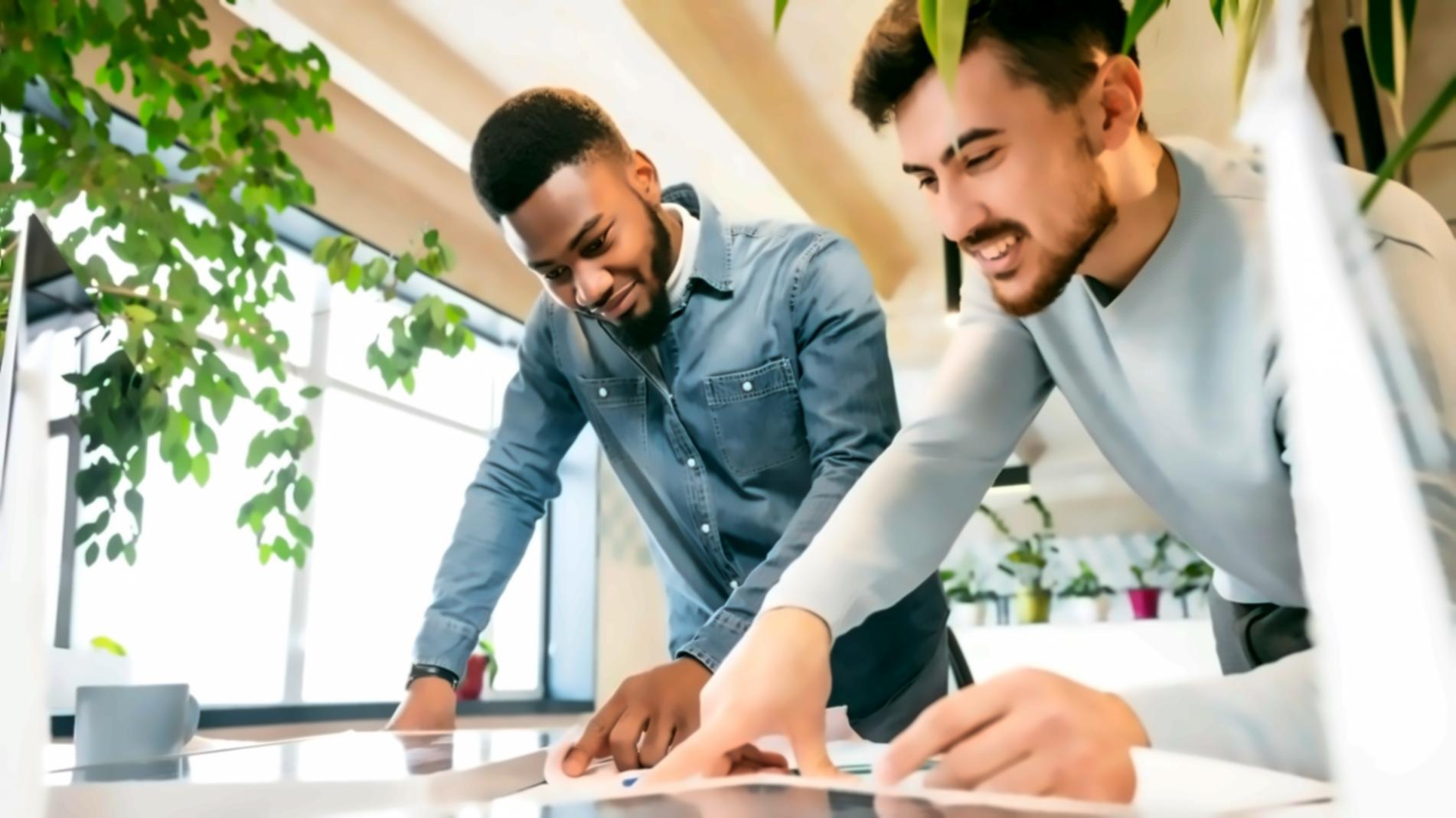 Team bei der Arbeit an Finanzanalysen